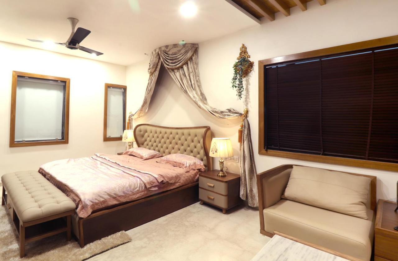 Royal Inn Hotel Ambaji Экстерьер фото